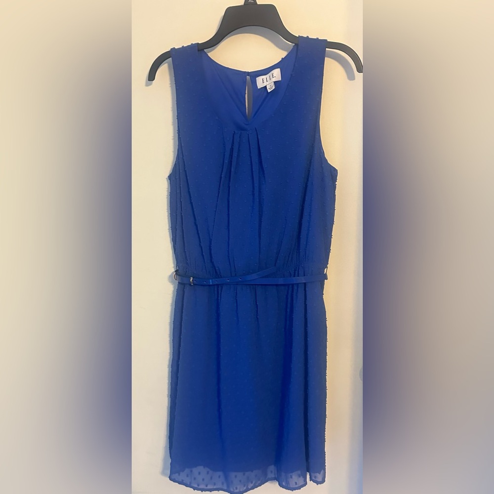 Elle sleeveless lined dress size 14. NWT.